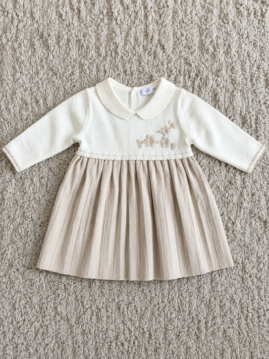 Gebreid jurkje met bloemen - Beige